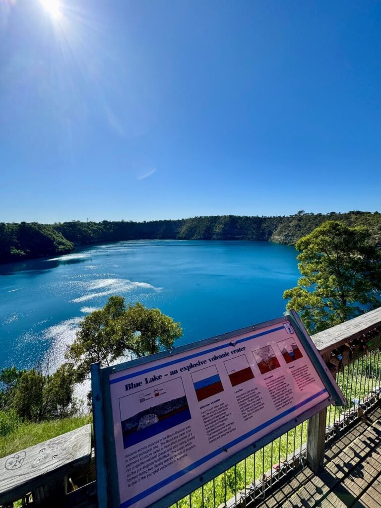 aussie-camino-blue-lake