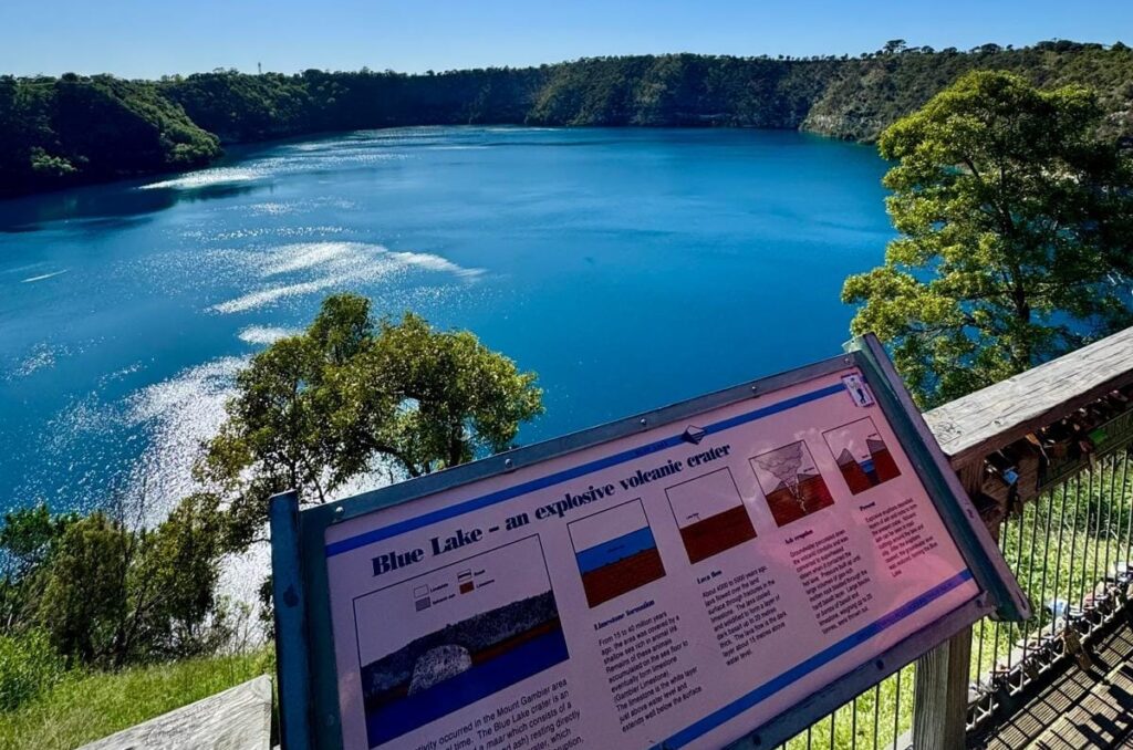 aussie-camino-blue-lake